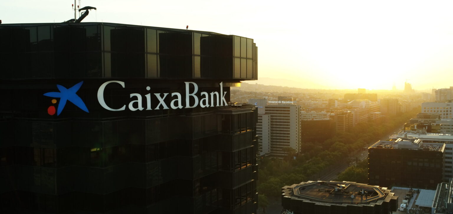 Exterior de la sede de CaixaBank, en Barcelona