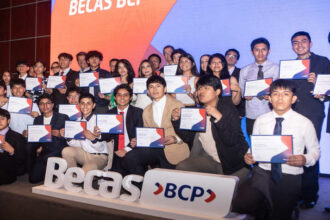 BCP otorga 80 becas integrales a jóvenes de todo el país para impulsar el acceso a educación superior