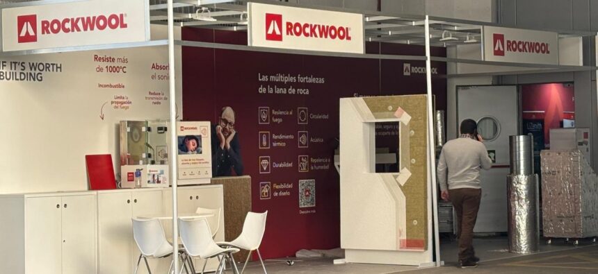 Stand de ROCKWOOL Peninsular en SICUR 2026