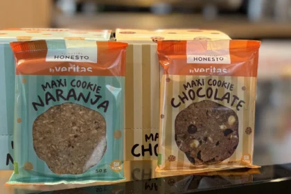 Las galletas de ‘El Postre Honesto’ ya están a la venta en la mayoría de supermercados Veritas.
