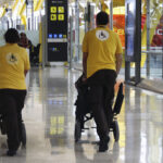 Servicio de Asistencia a Personas con Movilidad Reducida (PMR) en los aeropuertos de Aena