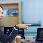 Tres cambios impulsados por la inteligencia artificial que marcarán la industria en 2026