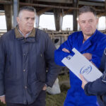 Colaboración de Lactalis España y el CSIC para avanzar en la descarbonización de las granjas productoras de leche