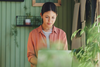 Formación en Sostenibilidad en la cadena de suministro - Imagen de Stock de BBVA