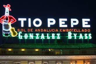 El cartel luminoso de Tío Pepe en la Puerta del Sol - Imagen cedida por González Byass