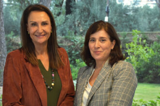 Elena Cascante, fundadora del Observatorio Generación & Talento y Directora de esta iniciativa en Fundación Máshumano; junto a Beatriz Sánchez Guitián, Directora General de Fundación Máshumano