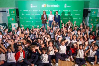 Iberdrola honra la trayectoria y el legado de Carolina Marín en Huelva