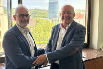 Alianza estratégica de TÜV Rheinland y Grupo ASE