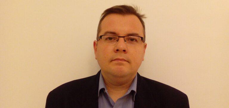 Jorge Linuesa Langreo, Profesor Titular de Universidad en la Facultad de Ciencias Sociales de Cuenca del área de Organización de Empresas de la Universidad de Castilla-La Mancha