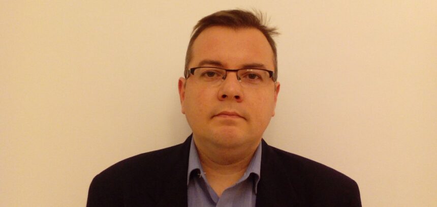 Jorge Linuesa Langreo, Profesor Titular de Universidad en la Facultad de Ciencias Sociales de Cuenca del área de Organización de Empresas de la Universidad de Castilla-La Mancha