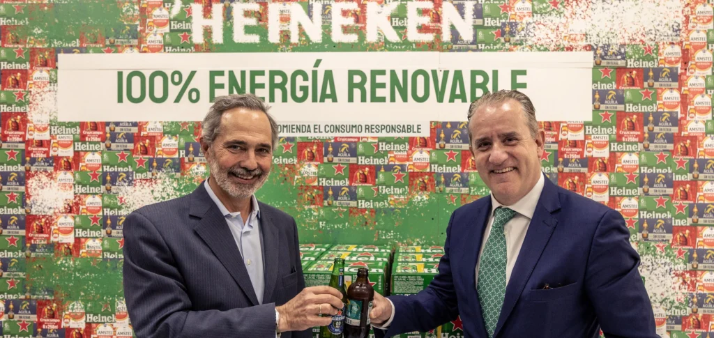 Jorge Ybarra, director comercial de Carrefour España junto a Iñaki Olazábal, director de Ventas y Alimentación de Heineken España