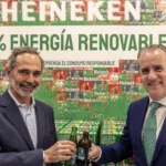 Jorge Ybarra, director comercial de Carrefour España junto a Iñaki Olazábal, director de Ventas y Alimentación de Heineken España