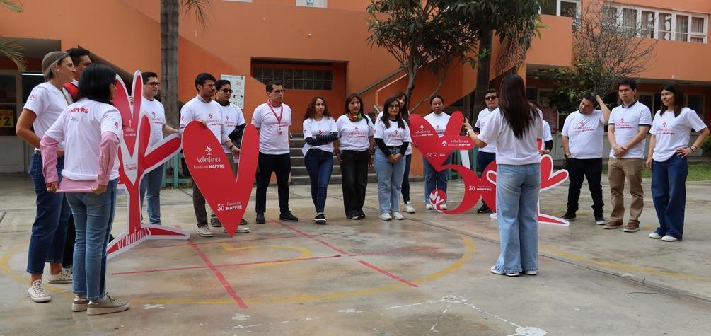 Mapfre supera los 10.600 voluntarios en el mundo, con participación del 34% de su plantilla, y alcanza cifras récord en beneficiarios