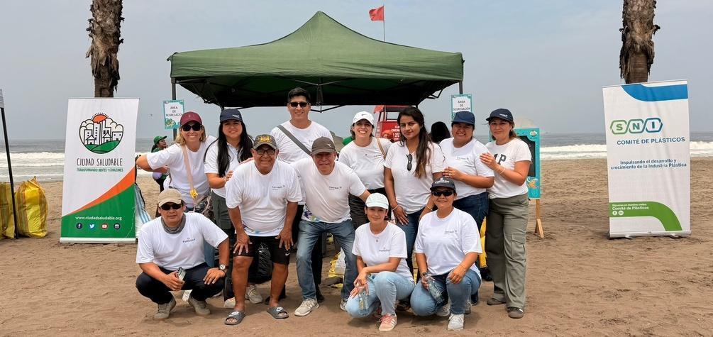 Voluntariado corporativo en acción: Pamolsa impulsa limpieza de playas en Lurín