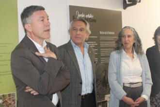 De izquierda a derecha: Vicente Federico Orts, Juan Mora Pastor, Carolina Doménech Belda y Mercedes Tendero Porras.