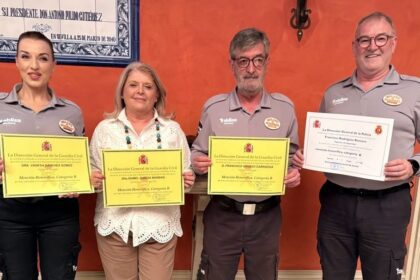 Reconocimiento al equipo de seguridad de Correos en Sevilla