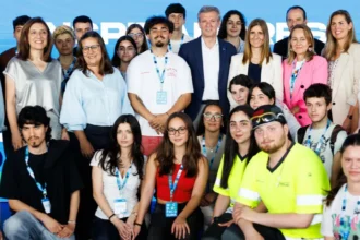 Alfonso Rueda_ Fábrica de Coca-Cola en A Coruña