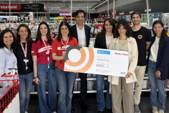 Acto de entrega a Aldeas Infantiles SOS de los 60.000 euros recaudados por MediaMarkt gracias al "Redondeo Solidario" de Worldcoo