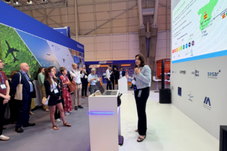 Raquel Moldes, del equipo de Desarrollo de Negocio de Drones de ENAIRE, en Airspace World 2026