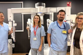 Hospital Universitario del Vinalopó incorpora un robot quirúrgico Da Vinci Xi