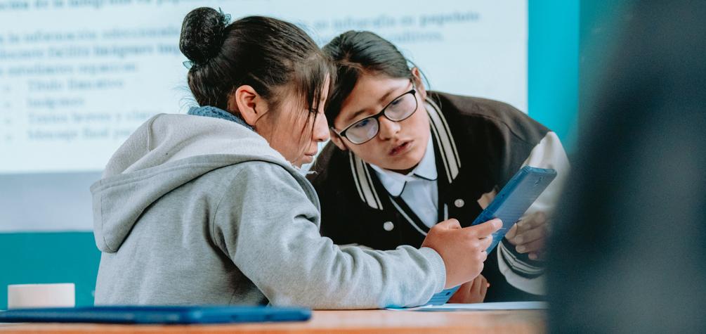 Yape instaló antenas Starlink para que más de 36 mil personas de comunidades escolares accedan a internet