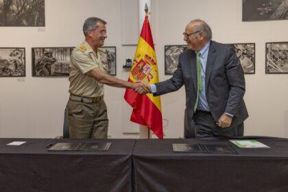 Firma del convenio de colaboración entre Iberdrola y la UME