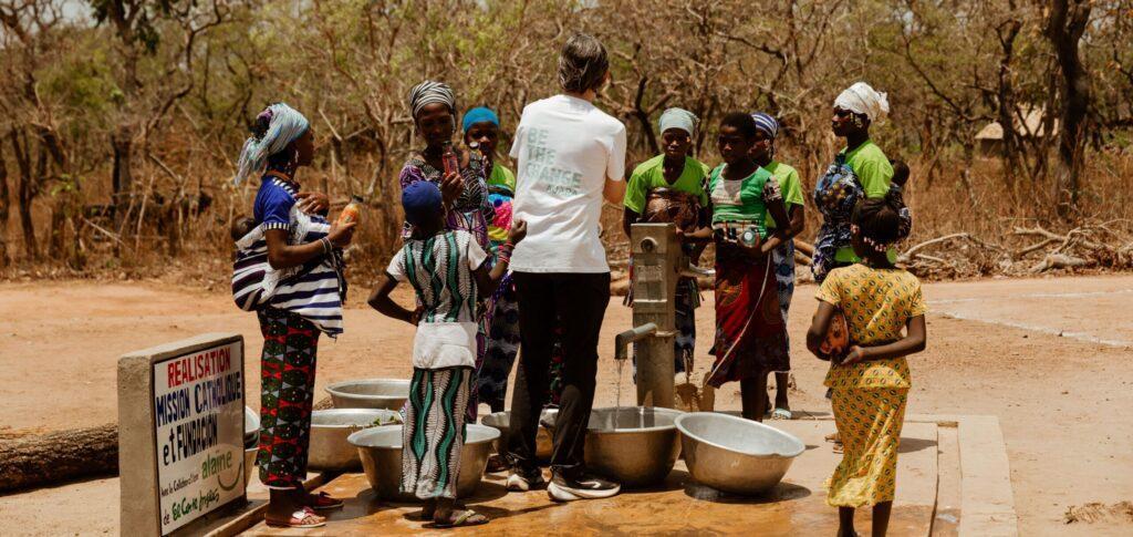 El primer pozo desarrollado en Bondjougou en 2024 junto a la Fundación Alaine - AUARA