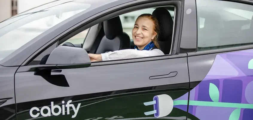 Cabify reduce 5.497 toneladas de CO2e y aumenta inversión en I+D+i en 2025
