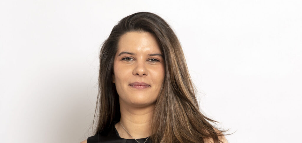 Elena Sanchez Valdivieso, experta en ESG de Baviera