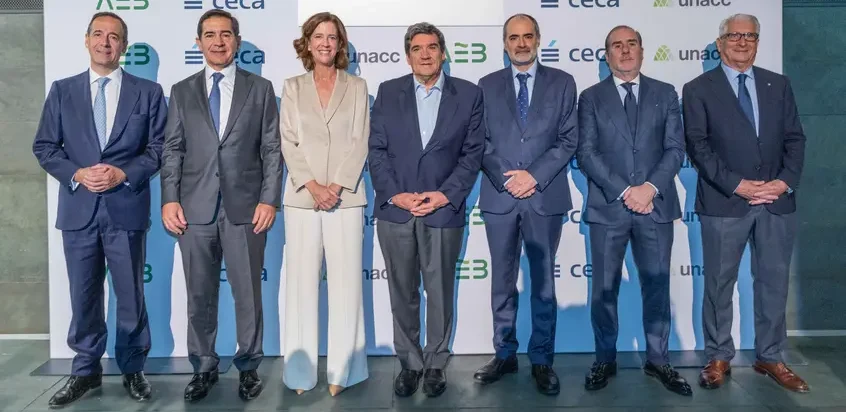 La simplificación regulatoria incrementa en 250.000 millones la financiación bancaria en España