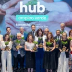 Foto de familia evento HUB empleo verde