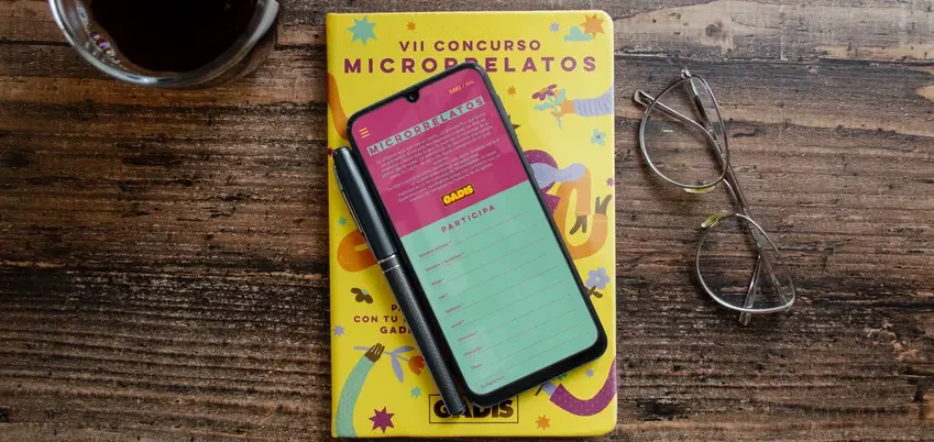 Gadis promueve la creatividad y la educación con 12.000 libros de microrrelatos en Galicia y Castilla y León