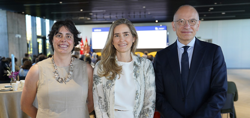 Ana Belén Sánchez, Directora de Alinnea, Sara Aagesen, Vicepresidenta tercera y Ministra para la Transición Ecológica y el Reto Demográfico, y Enrico Letta, Decano de IE School of Politics, Economics and Global Affairs en IE University