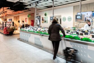 Plusfresc sigue apostando por frescos, proximidad, digitalización y venta asistida
