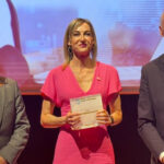 María Ubarretxena Cid, Consejera de Gobernanza, Administración Digital y Autogobierno y Portavoz del Gobierno Vasco recibe el Premio Mujer y Tecnología de Fundación Orange
