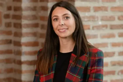 "Alrededor del 80% de nuestras personas trabajadoras viven en el entorno local de cada hotel, muchas de ellas en pueblos que antes de nuestra llegada tenían menos de 200 habitantes"