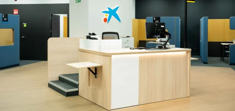 CaixaBank mejora la atención personalizada de 2,4 millones de clientes con 300 oficinas PRO renovadas