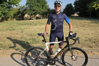 Albert Bosch, equipado para cruzar Europa de punta a punta.