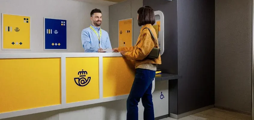Correos gestiona más de 132.000 pagos de tributos a través de 290 convenios públicos en España
