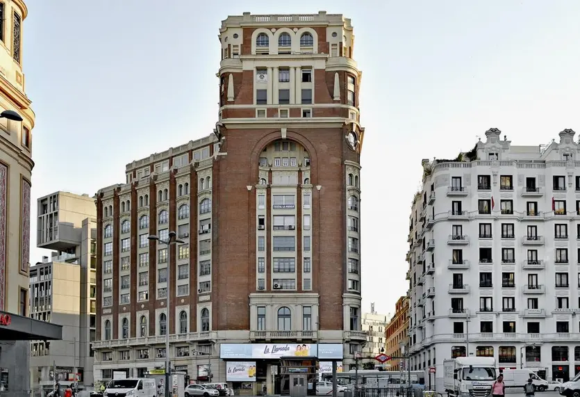 El Palacio de la Prensa fomenta el acceso cultural exclusivo para académicos del cine en Madrid