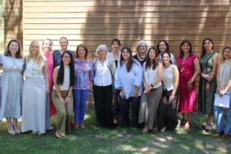 Banco Santander y Fundación Integra culminan la X edición de “De Mujer a Mujer”, programa que impulsa la empleabilidad de mujeres víctimas de violencia