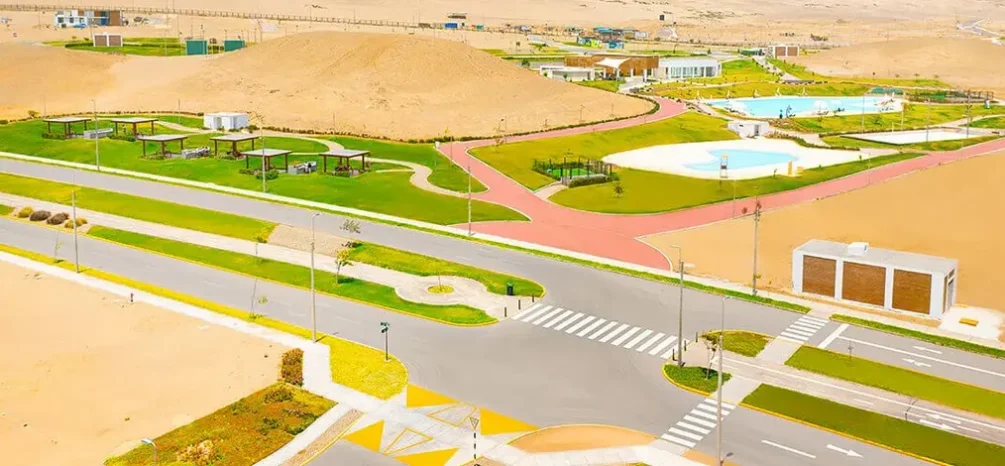 La informalidad alcanza el 93 % en expansión urbana peruana según Grupo Centenario