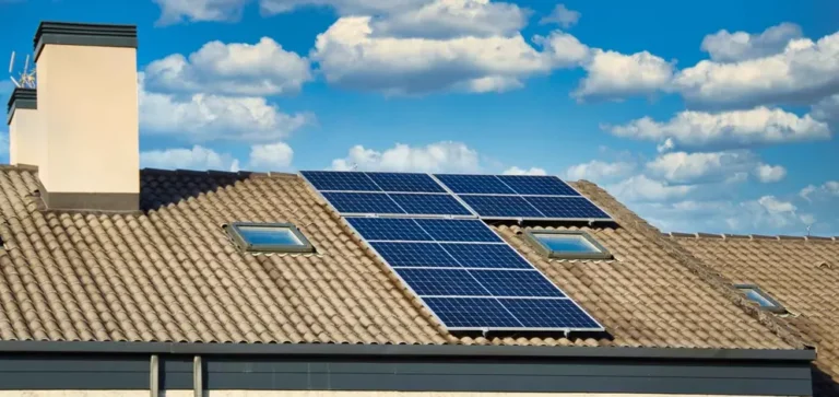 Endesa consolida su impacto en autoconsumo solar con el sello Top Brand PV Installer 2026