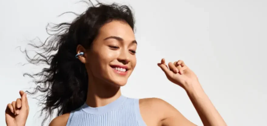 Huawei mejora la accesibilidad sonora con auriculares ultraligeros y tecnología AI