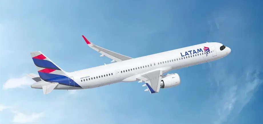 LATAM mejora conectividad en vuelo con inversión de US$25 millones en Wi-Fi satelital