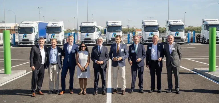 Prologis impulsa mayor hub de recarga eléctrica para camiones pesados en España con 14 puntos activos