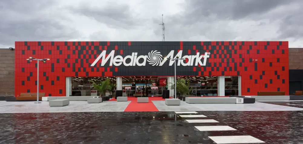 MediaMarkt cubrirá con más de 160 GWh renovables sus centros en España junto a Iberdrola