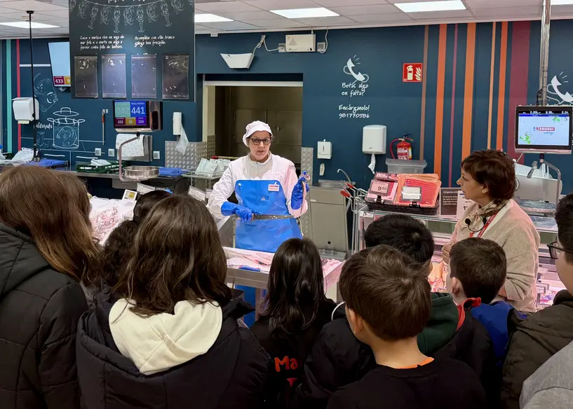 Más de 30.000 escolares gallegos han participado en los programas educativos de Vegalsa-Eroski