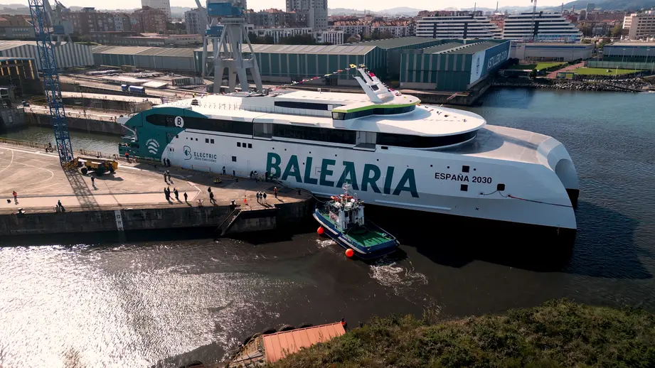 Baleària construye dos ferris eléctricos para eliminar emisiones en la ruta Tarifa-Tánger